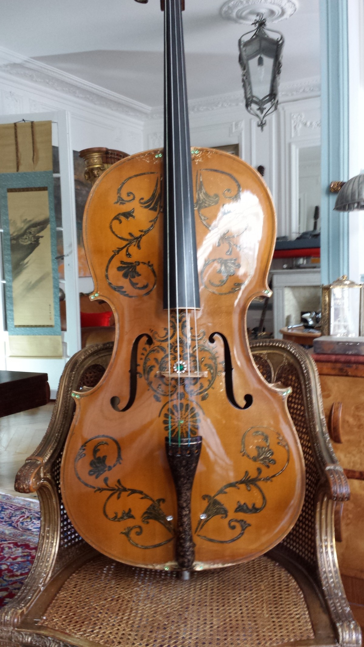 customized-cello-V1 | Cello Collection in Paris